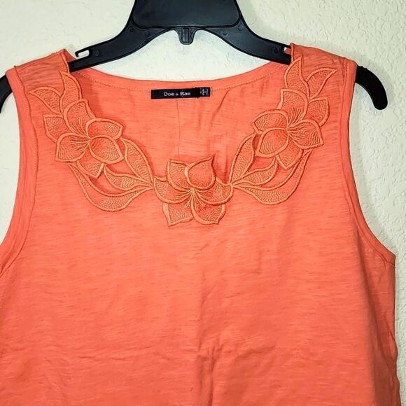 Doe & Rae NWOT Embroidered Top - Orange - Picture 2 of 3